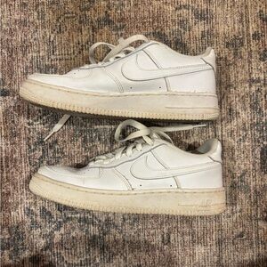 Nike Cream Air Force 1 Sneakers